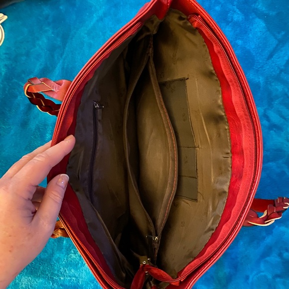 Red tote bag - Picture 3 of 3